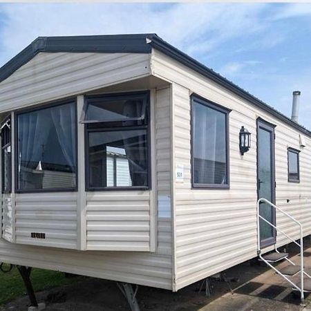 The Winchester Golden Gate Towyn Kinmel Bay 外观 照片
